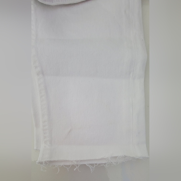 NWOT Zara Man Ripped Skinny Jeans Retails $69 - Picture 5 of 5